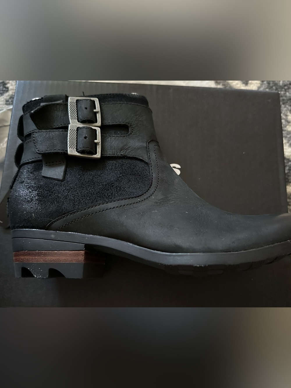 Sorel Black Leather & Suede Ankle Boot with Side Zipper - Picture 2 of 6